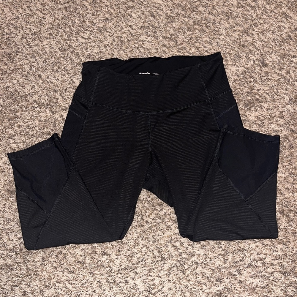 Old Navy elevate leggings. XL. High waist compression. Black stripes w/pockets